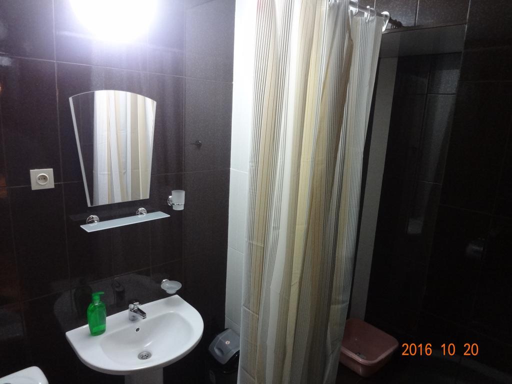 Ana'S Comfort Apartment Tbilisi Buitenkant foto