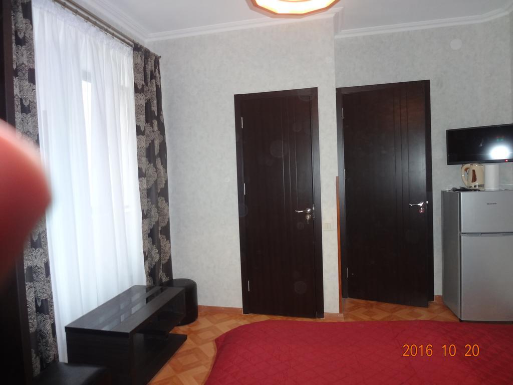 Ana'S Comfort Apartment Tbilisi Buitenkant foto